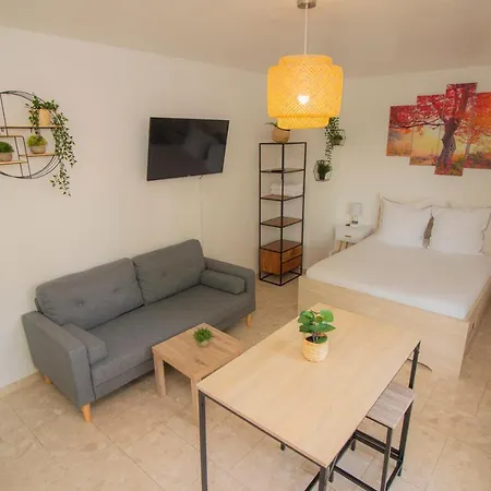 L'estival En Colocation Homestay
